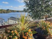 Lakeside Caravan Park