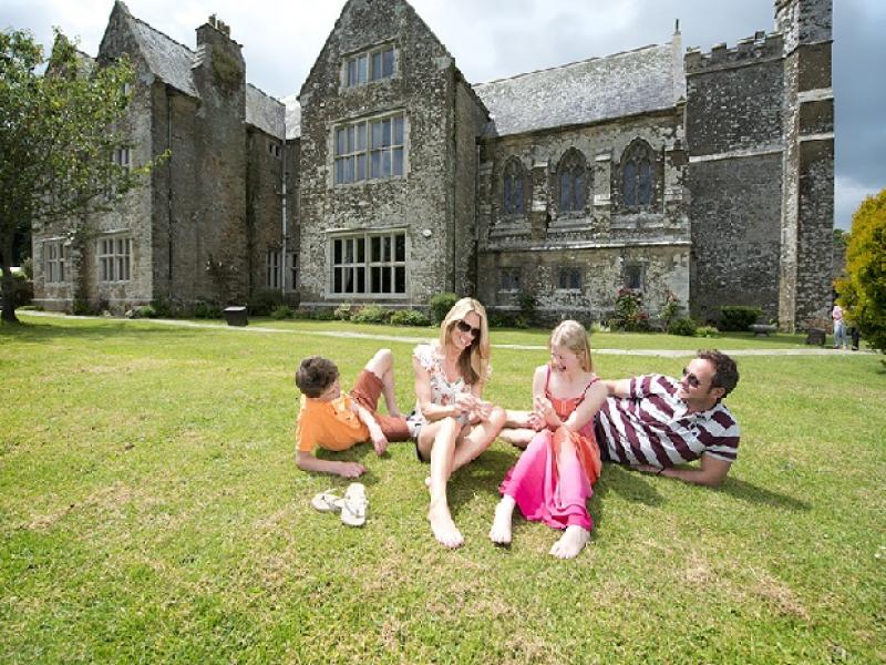 Trelawne Manor Holiday Park